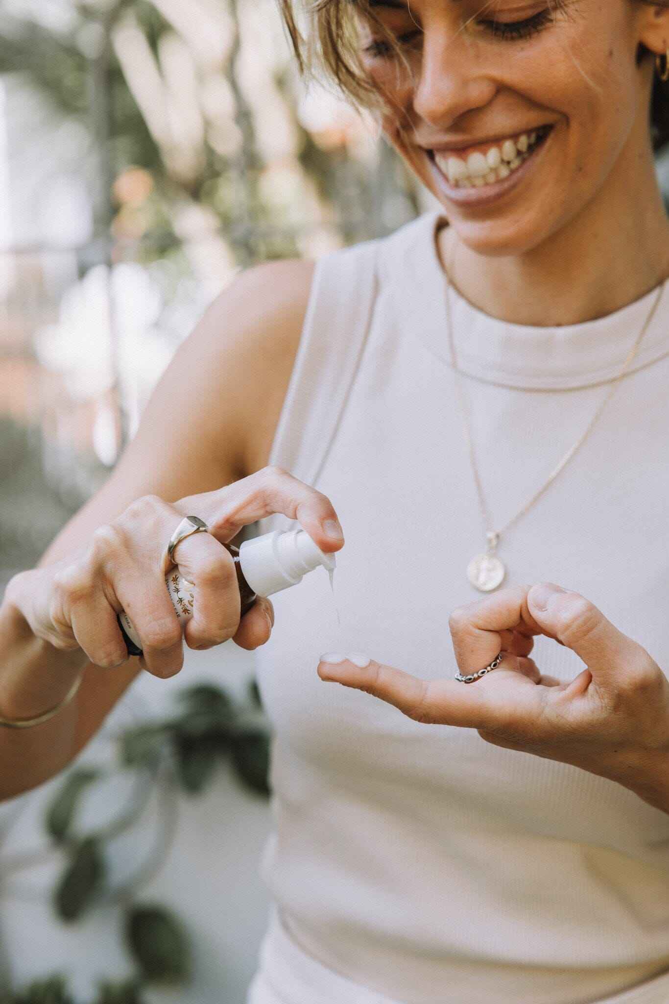 Wild Bee Daily Revive Serum